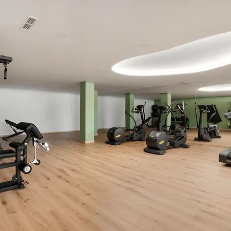 Vivi Homes - Bonita Del Sol Beach, Pool, Garden, Gym & *